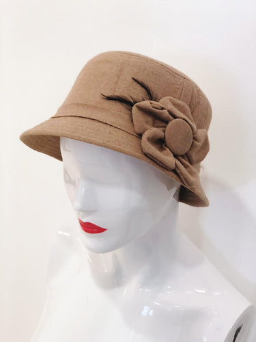 'Skye' Beige Flower Bucket Hat